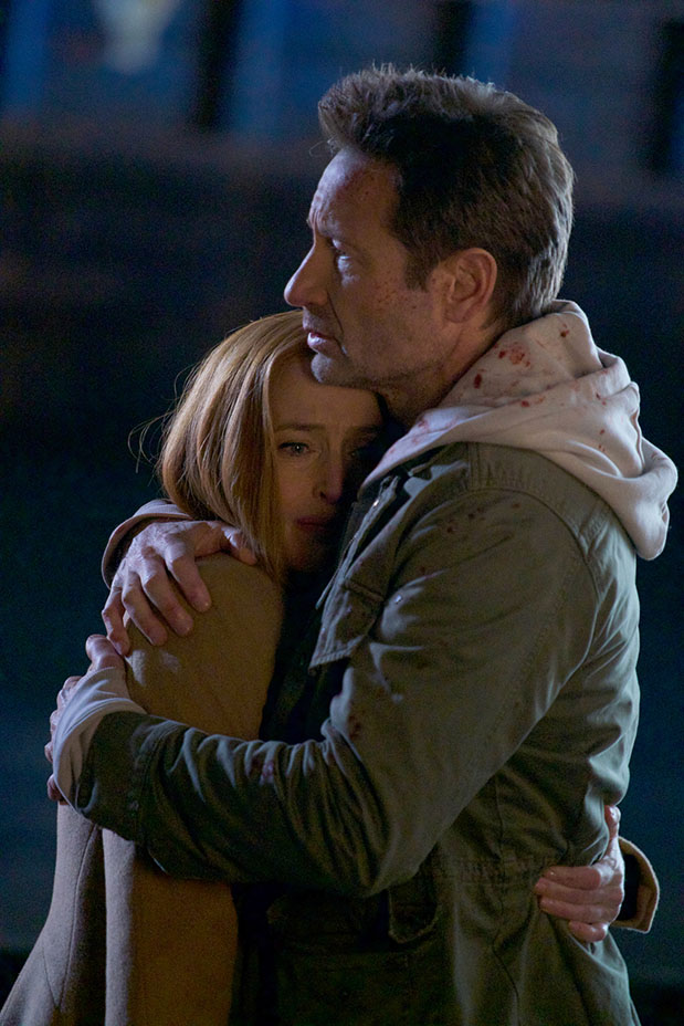 The X-Files' Finale Explained By Chris Carter: Scully Pregnant – The  Hollywood Reporter