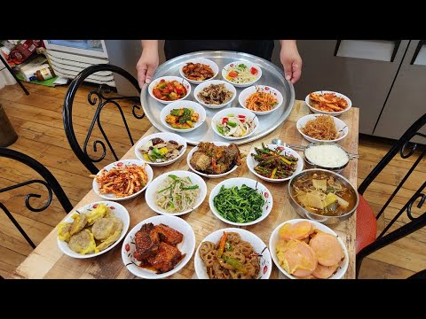 살다살다 이런 밥집 처음 봅니다! 반찬 좀 그만 달라고 단골들이 사정하는 대혜자 백반 / Korean street food